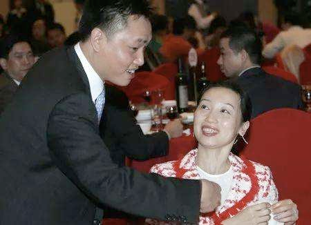 51歲黃光裕出獄：12年前，身價(jià)430億的他，得罪了誰(shuí)？(圖9)