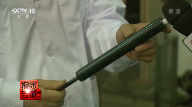 央視曝光，你常坐的這些辦公椅不合格！爆炸、起火，還會(huì)致癌