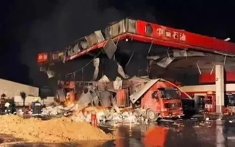 元宵放孔明燈：不要讓放飛的“夢(mèng)想”，變成別人的災(zāi)難！(圖2)