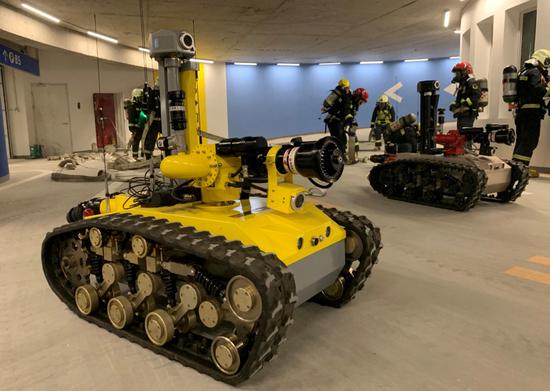 消防機器人、水下航行器…北京應急救援新添“機器戰(zhàn)警”